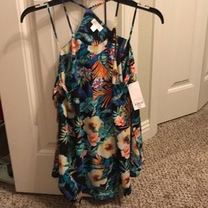BNWT Decree tank size medium